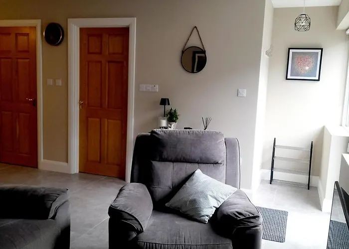 Apartment Hill Street Apartment,cloghan *